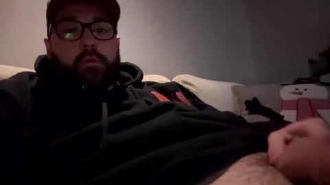 Snapshot of tattedcouple_777 chatting on December 29, 3:22 am MrMrs online show from December 29, 3:22 am