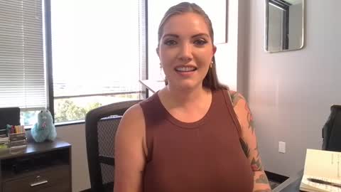 La Sirena online show from October 8, 3:09 pm