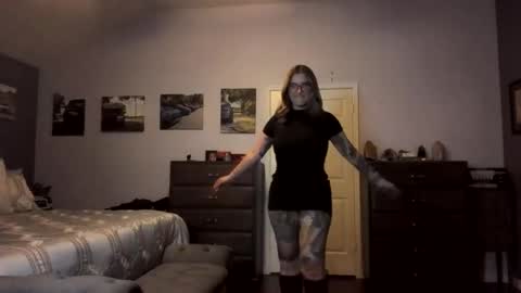 La Sirena online show from November 6, 3:40 am