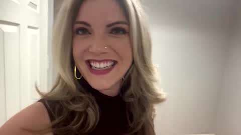 La Sirena online show from November 6, 6:20 pm