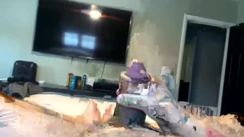 Snapshot of tattedlover84 chatting on January 24, 5:11 pm Tattedlover84. stroke edge online show from January 24, 5:11 pm