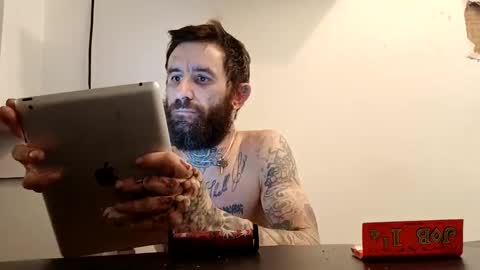 Snapshot of tattoo3333 chatting on September 25, 3:38 pm tattoo3333 online show from September 25, 3:38 pm