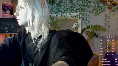 Snapshot of tattoo_artbaby chatting on June 26, 6:40 am tattoo_artbaby online show from June 26, 6:40 am
