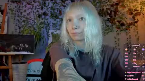 Snapshot of tattoo_artbaby chatting on July 22, 6:49 am tattoo_artbaby online show from July 22, 6:49 am