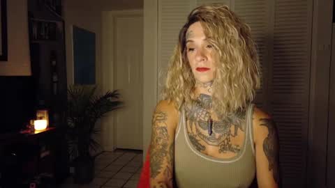Snapshot of tattooed_natalia chatting on April 26, 9:51 am Natalia 3 online show from April 26, 9:51 am