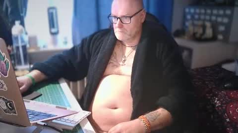 Tattooeddilf 01 online show from March 23, 5:28 pm