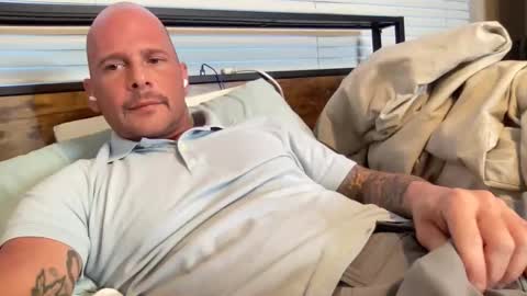 Snapshot of tattooman5555 chatting on October 1, 2:56 pm Tattooman online show from October 1, 2:56 pm