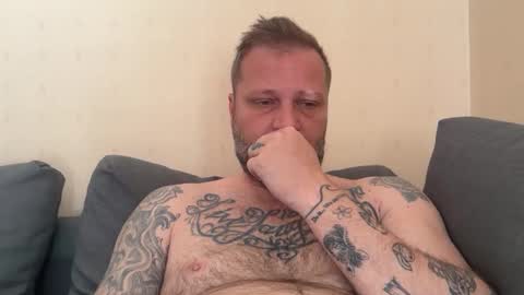 tattoomanforgirls online show from April 3, 10:24 am