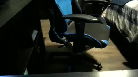 tattslovestattas1 online show from November 7, 3:34 pm