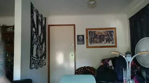 tattzsexy online show from February 7, 11:30 pm