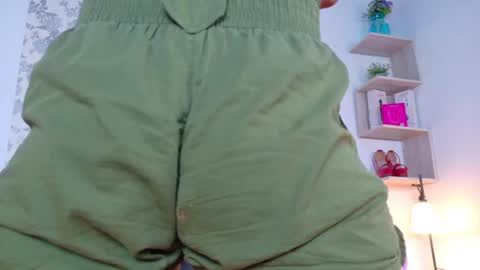 Snapshot of taty_miller chatting on June 10, 8:41 pm Taty Miller online show from June 10, 8:41 pm