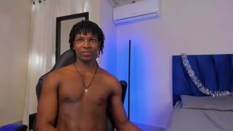 tau_montes online show from January 8, 4:20 pm