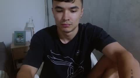 taurus4k online show from December 8, 7:54 pm