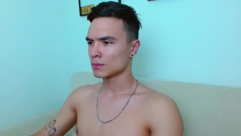 taurus4k online show from December 17, 12:12 am