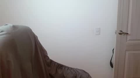 taurus4k online show from March 5, 7:06 pm