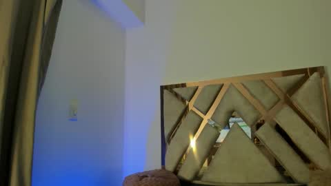  T A U R U S  online show from March 24, 2:27 am