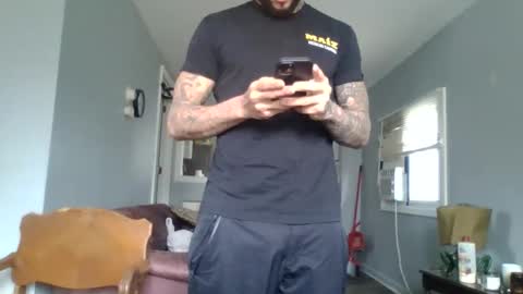 Snapshot of taurusbaeforever chatting on December 20, 5:31 pm taurusbaeforever online show from December 20, 5:31 pm