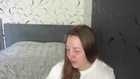Snapshot of taxxxu chatting on May 19, 7:26 am Diana online show from May 19, 7:26 am