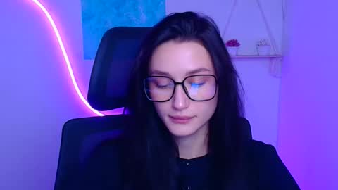 Snapshot of tayavibe chatting on November 26, 6:36 am Taya online show from November 26, 6:36 am