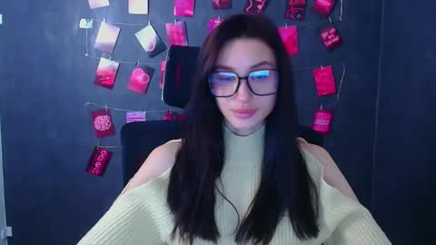 Snapshot of tayavibe chatting on December 3, 12:25 pm Taya online show from December 3, 12:25 pm