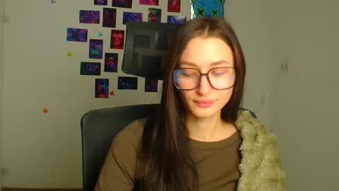 Taya online show from February 4, 6:52 am