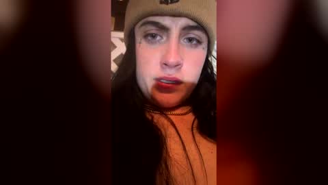 badgirltay online show from December 22, 6:54 am