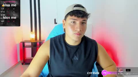 Snapshot of tayler_lc chatting on December 4, 2:54 am tayler online show from December 4, 2:54 am