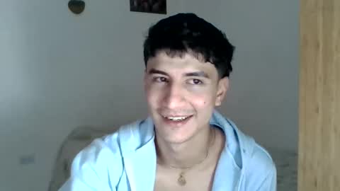 Snapshot of taylor1520 chatting on November 12, 3:23 pm taylor1520 online show from November 12, 3:23 pm