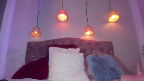 Taylor Duran. online show from January 24, 11:04 am