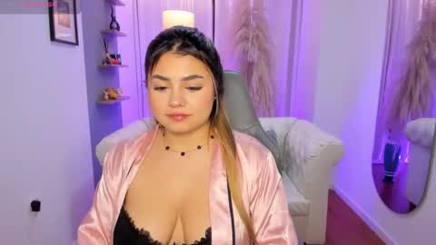 Taylor online show from January 7, 11:45 am