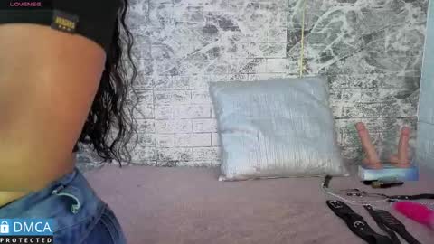 Tay online show from November 10, 3:05 am