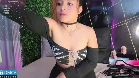 Tay online show from November 14, 8:07 pm