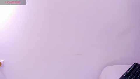 TAYLOR  online show from January 20, 9:46 am