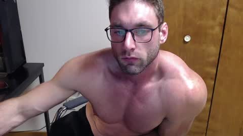 Taylor Oaks online show from May 21, 2:40 am