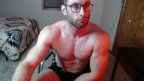 Taylor Oaks online show from May 24, 1:32 am
