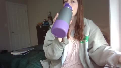 taylorslay online show from December 13, 7:53 pm