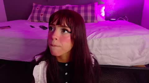 TAYLOR  online show from November 20, 11:54 am