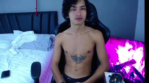 Tayron online show from April 26, 11:19 am