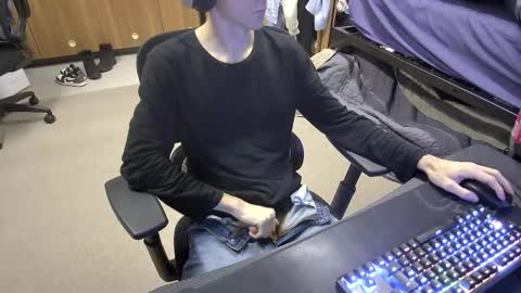 Snapshot of tbone_93 chatting on October 14, 1:50 am Tbone online show from October 14, 1:50 am