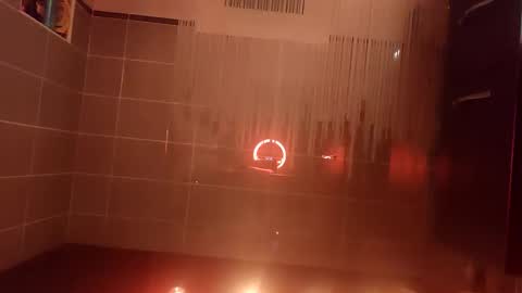 Snapshot of tchoop64 chatting on December 31, 3:45 am tchoop64 online show from December 31, 3:45 am