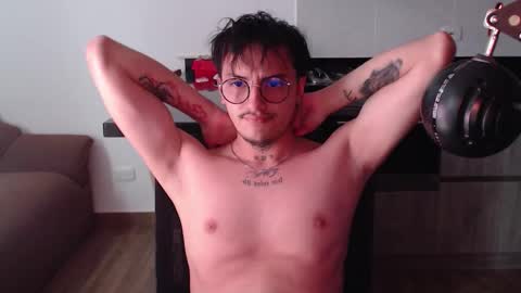 Snapshot of te0__0 chatting on January 6, 6:11 pm Teo independent model online show from January 6, 6:11 pm