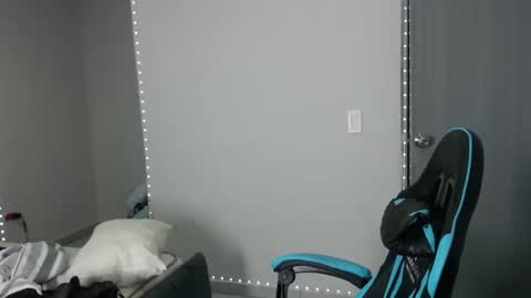 team23hot0 online show from October 16, 4:13 am