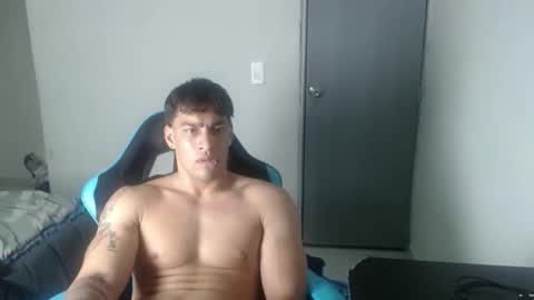 team23hot0 online show from November 29, 3:53 am