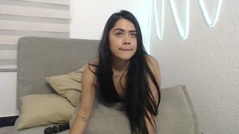 DYNAMITE DUO69 online show from September 17, 2:08 pm