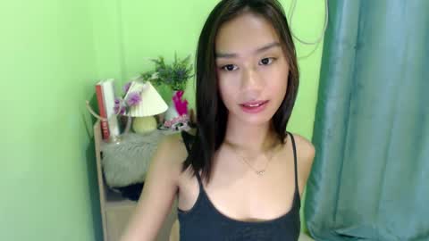 Snapshot of teamo_kiara chatting on March 6, 8:08 am your future wife online show from March 6, 8:08 am