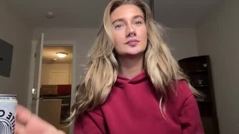 Snapshot of teamtragic chatting on November 15, 3:15 am Katy online show from November 15, 3:15 am