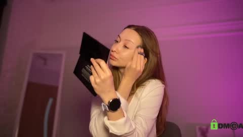 Snapshot of tease_eve_lure chatting on May 26, 10:55 am call me Eva online show from May 26, 10:55 am