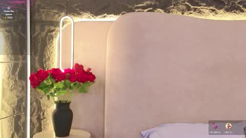 Snapshot of teasealicious chatting on November 1, 5:59 pm Bruna online show from November 1, 5:59 pm