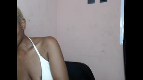 teasexkitty online show from June 11, 12:32 am