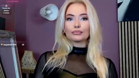 teasingjulianna online show from January 19, 1:42 am